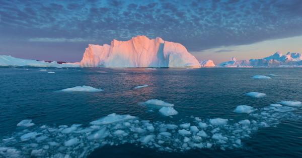 Изтъняването на ледената покривка на Гренландия настъпва все по-навътре в