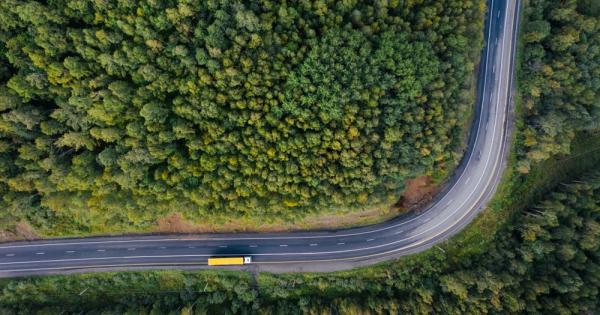 Изградена от хората инфраструктура присъства в поне 80 от най важните