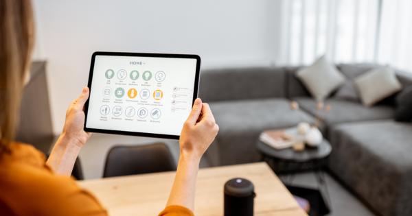 Статията представя умните сгради технологиите свързани с тях начина на