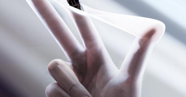 Екип от китайски изследователи разработи нов вид гъвкава и прозрачна