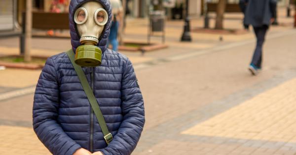 Част от мерките в България бяха абсурдни и самоцелни пише