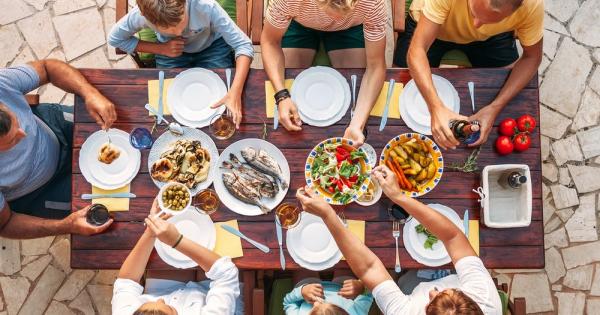 Овен Опитва се да си сдържи гнева и да не