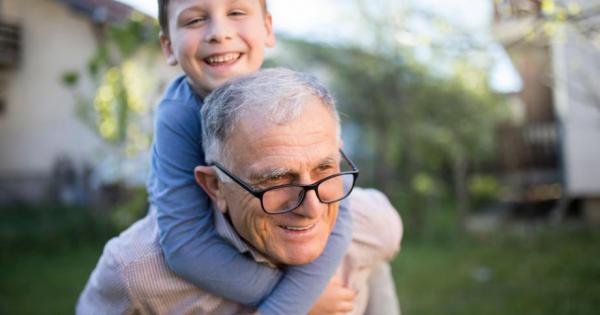 Бабите и дядовците са спасителния остров когато спешно ви се