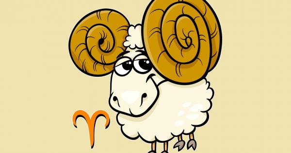 ОВЕН Овенът тичал по своя важна работа между релсите на