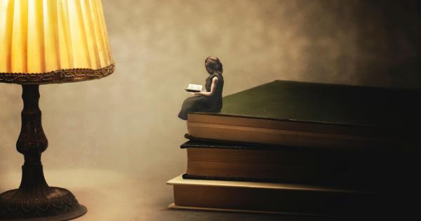 Какво по приятно от това да се сгушиш на дивана с