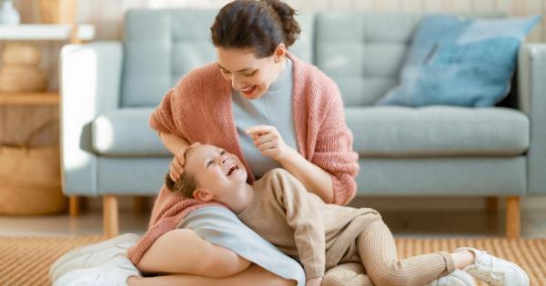 Обичайте и уважавайте децата защото детството не трае дълго и