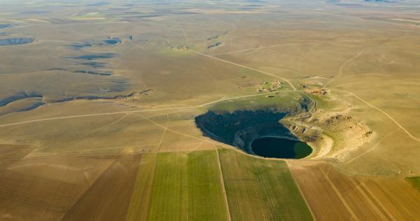 Под краката ви в дълбините на нашата планета се намира