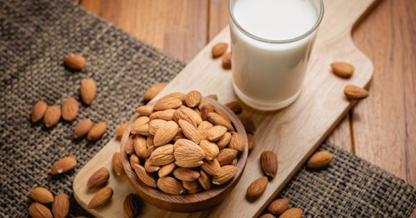 Бадемите са неизменна част от всеки един здравословен хранителен режим Те