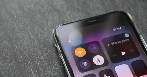 Точно в този момент около вас във въздуха се носят