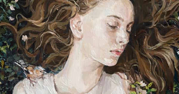 Когато Бог създавал жената дошъл при него един ангел и