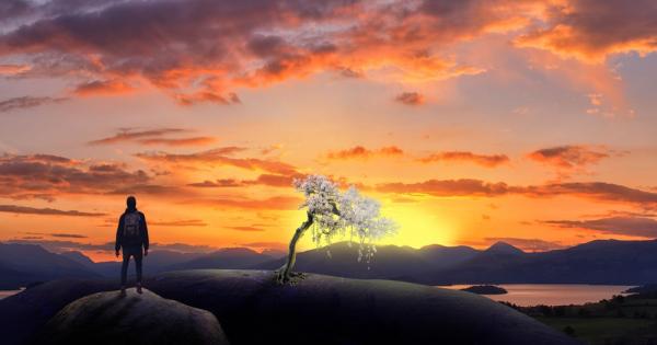 Веднъж Слънцето и Вятърът спорели кой е по силен Появил се