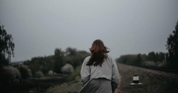 Ново проучване цитирано от ЮПИ показва че хората са по самотни