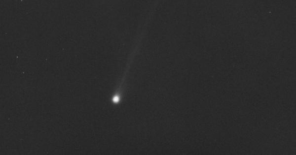 Космическият апарат на NASA СТЕРЕО А засне как опашката на зелената