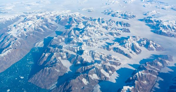 Гренландската ледена шапка се е смалила с площ от 5091