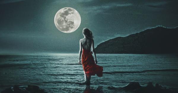 Лидия се прибра задъхана и с полепнала от студена пот