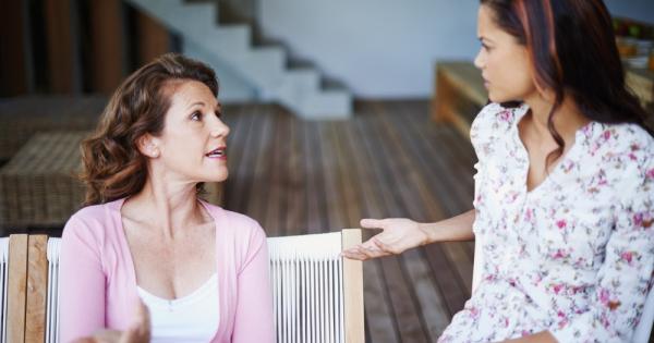 Свекърва провежда инструктаж на снаха си още на следващия ден