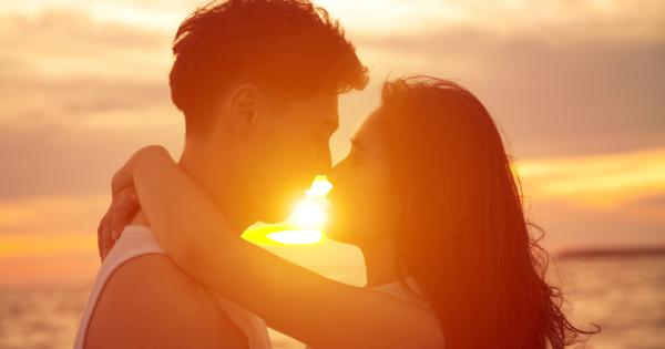 Учени потвърдиха че ултравиолетовата светлина засилва сексуалните желания на хората