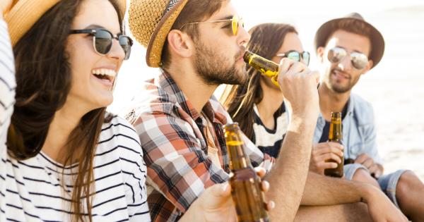 Пиенето на много алкохол в младежка възраст излага на риск