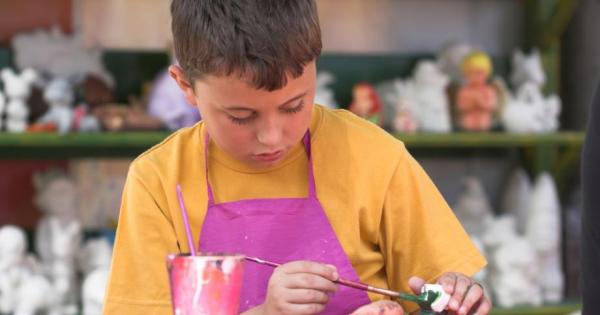 Творческите работилници и изобщо курсовете за малки деца които ги