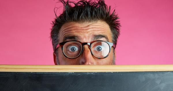 Дистанция
Ако мъжът бързо я наруши и се опита да поеме