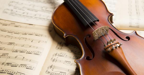 Осем свирепи ноти откриват едно от най експлозивните музикални произведения композирано