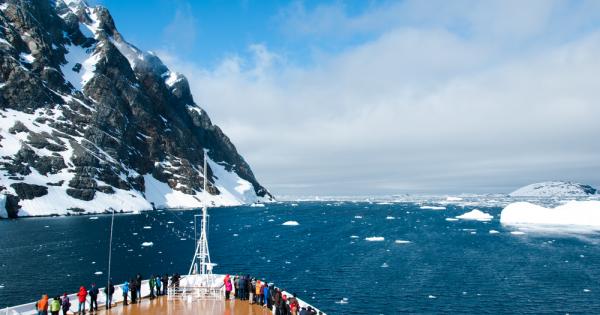 Стотици са кандидатите за кръстници на научноизследователския кораб който ще плава