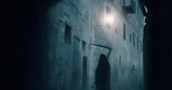 Един ден пред портите на голям град се появила Смъртта