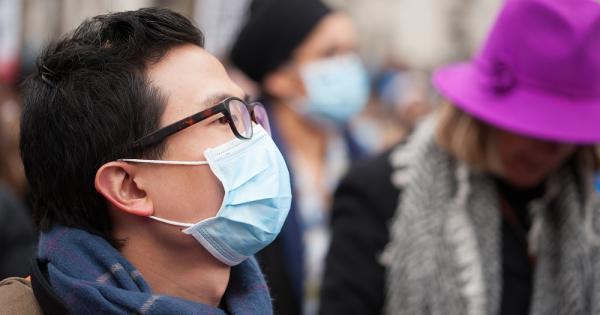 Новият коронавирус 2019 nCoV чието официално наименование вече е SARS CoV 2 продължава