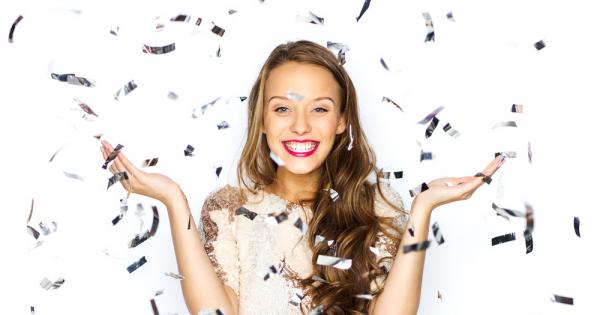 Обичам хора които и от стълбата да паднат казват весело