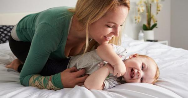 Всички сме чували как бебетата се заливат от смях докато