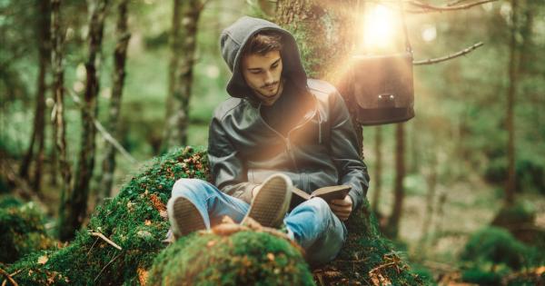 В едно от най хубавите си стихотворения Атанас Далчев се обръща