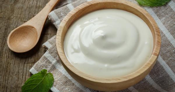 Ако заради пролетта кихате много и ви сърбят очите хапнете