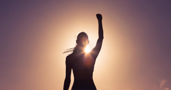 Навременният хаплив коментар между приятели е проява на добър хумор