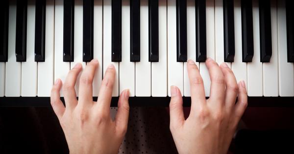 Свиренето на пиано оказва положително въздействие върху мозъка като подпомага