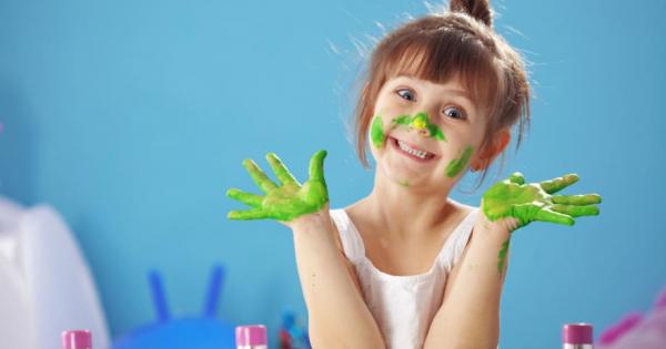 Рисуването е творческо изкуство което стимулира ума и тялото учи