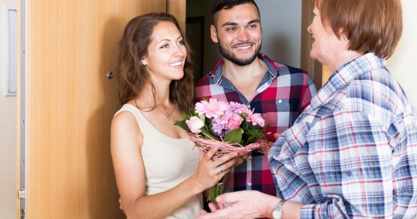 Моментът в който трябва да се запознаете с родителите на