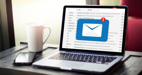 Изпращането на имейл е досущ като пускането на пощенска картичка