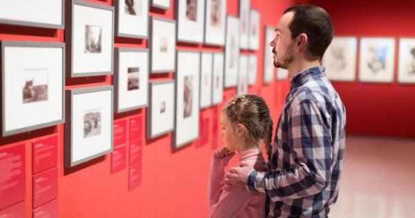 От древни времена е известно че изкуството има лечебна сила