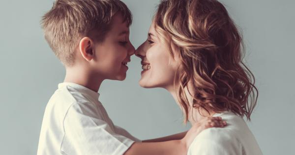 Връзката на всяко дете с родителите е важна разбира се