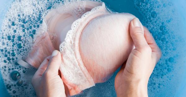 Независимо дали искаме да си го признаем или не сутиените