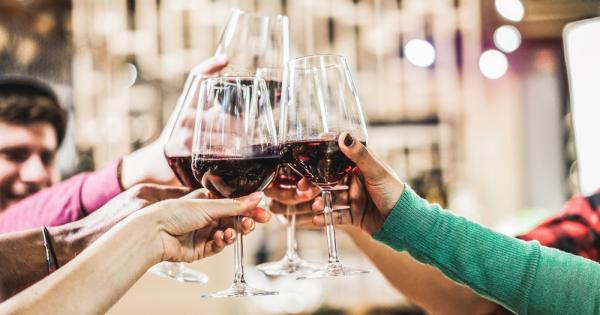 Обикновено първата ни работа когато се приберем след дълъг ден