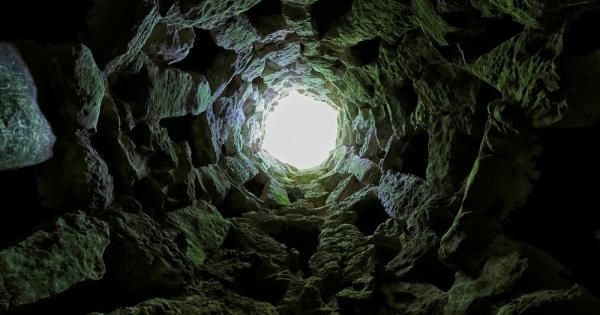 Имало едно време селянин чието старо магаре недовиждало Веднъж то