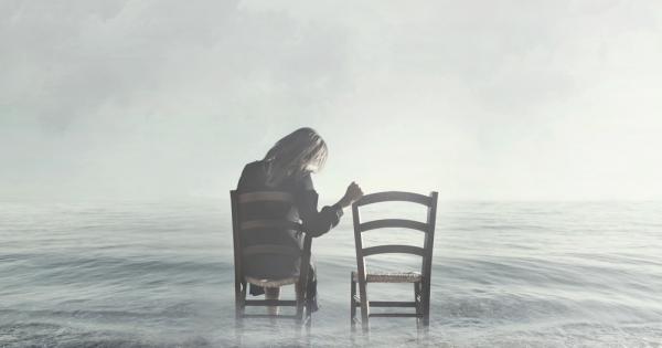 Ако си тръгнеш
Ако си тръгнеш погледни назад
и виж какво след