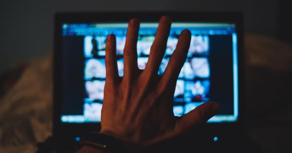 Днес порнографията е едва на няколко клика разстояние Фактът че