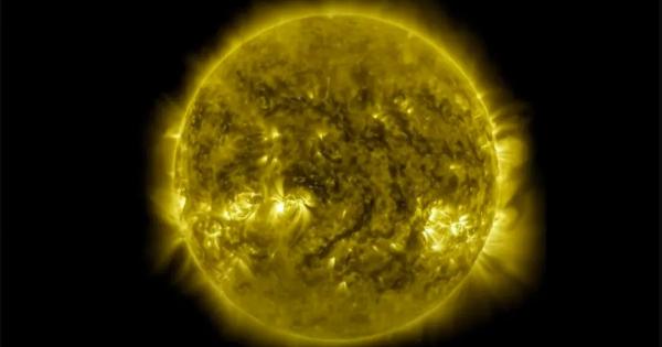 Това невероятно видео създадено от слънчевата обсерватория на NASA Solar