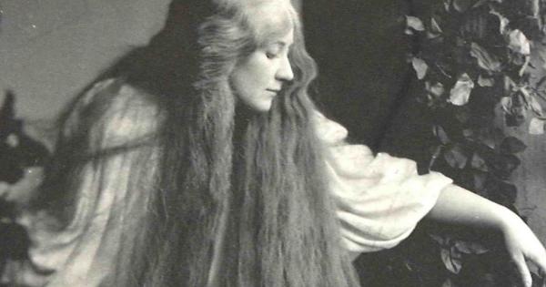 Някои хора гледат на косата като на корона която винаги