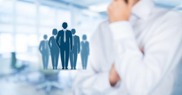 На върха може и да е самотно но поне чувството