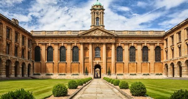 Оксфордският университет представи публично част от въпросите, които се задават