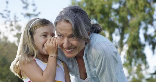 Свързваме бабата с топлина уют доброта На нея можем да