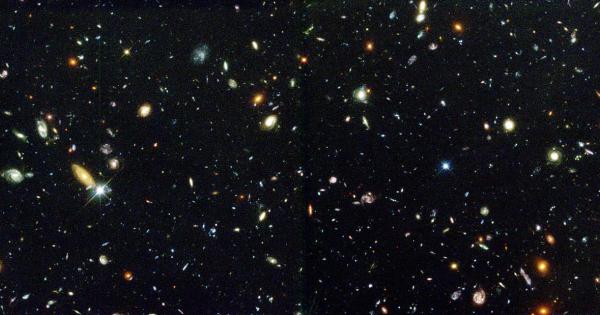 През 1995 г учените насочват телескопа Хъбъл към област от